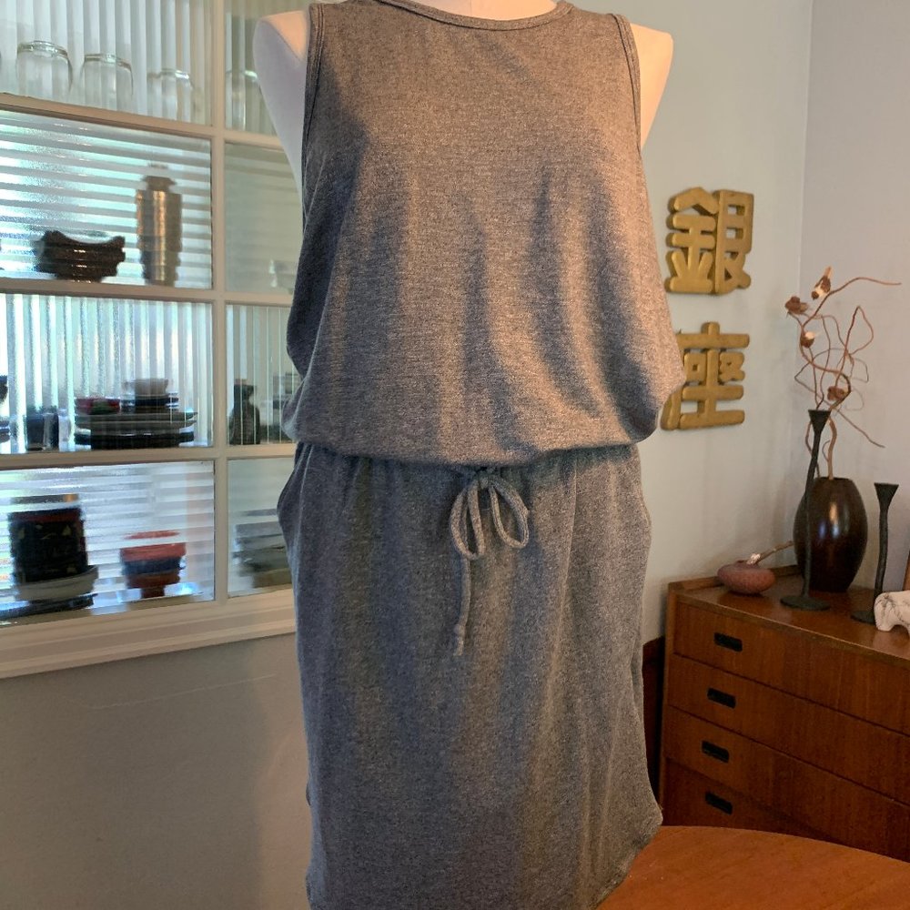 NWT Evereve Sundry The Weekender Racerback Tie Waist Dress